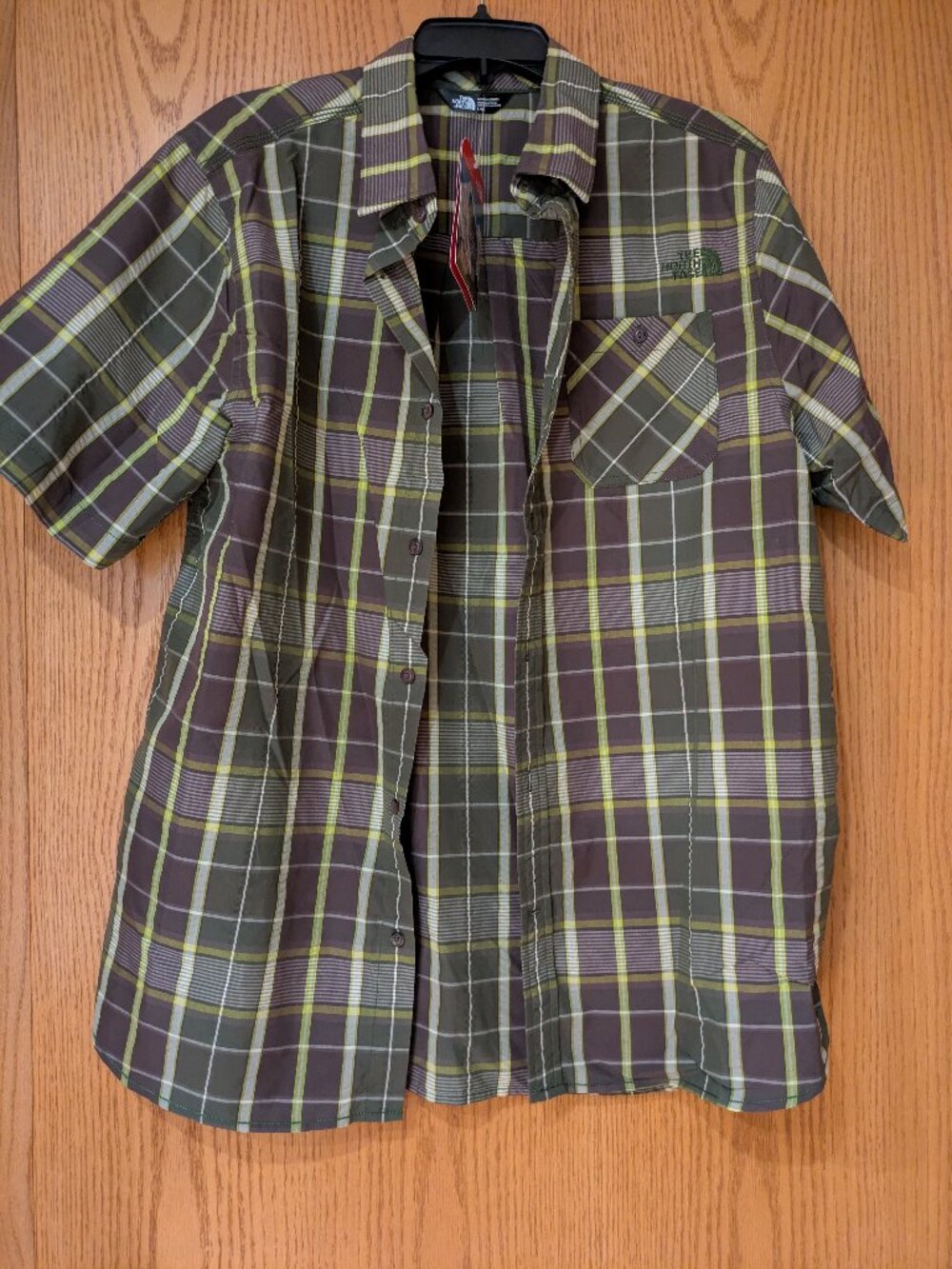 Men's The North Face Green Plaid Large NWT